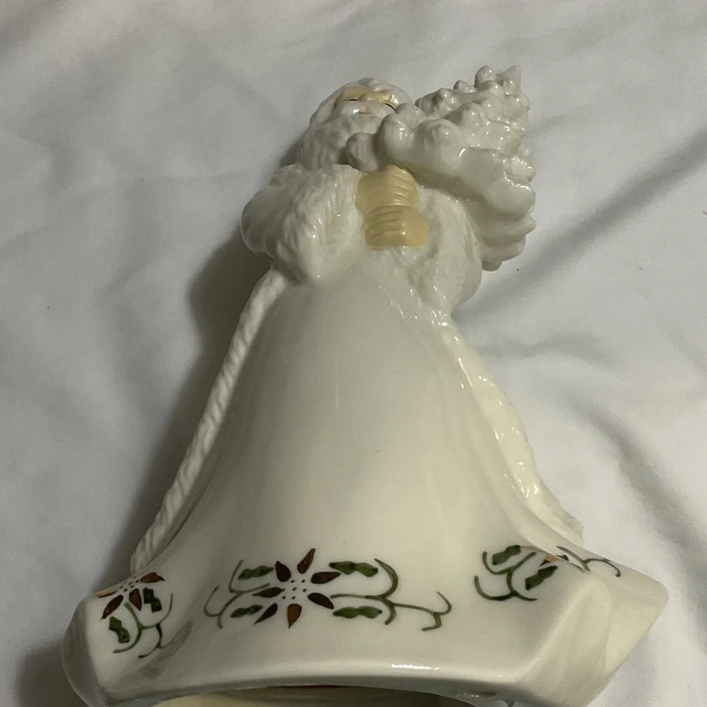 Ceramic Santa Claus Figurine with Christmas Tree